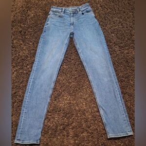 American Eagle Outfitters Women’s Size 2 (X-Long) Moms Jeans EUC